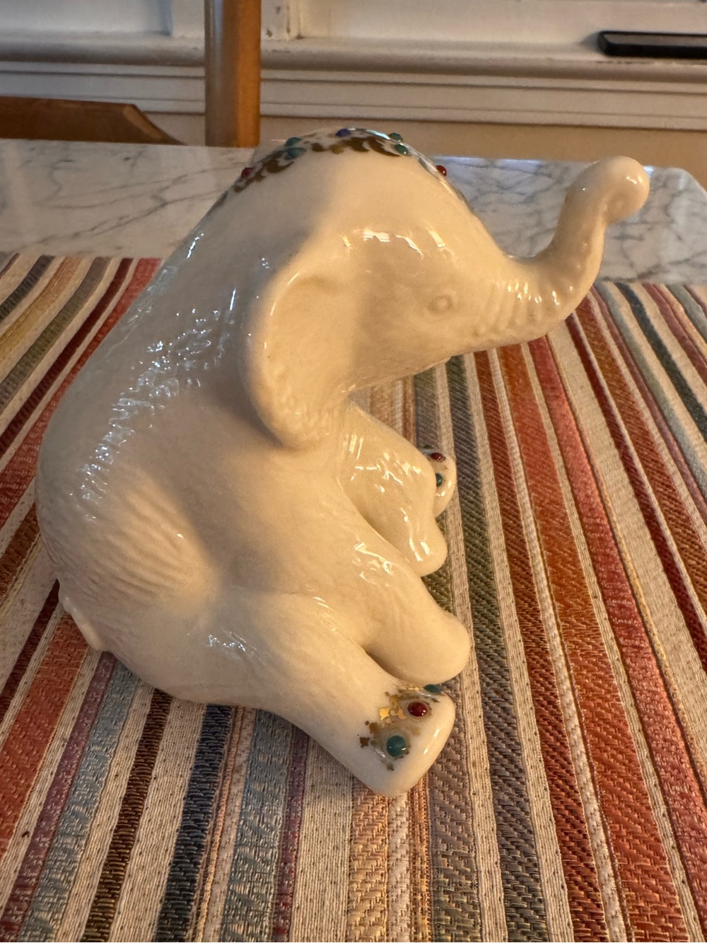 Lenox elephant, like new, 4x5.